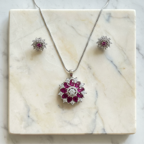 Radiant Emerald-CutPendat