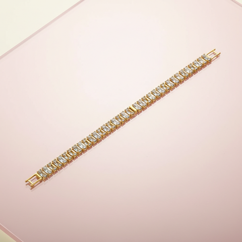 Champagne Baguette Tennis